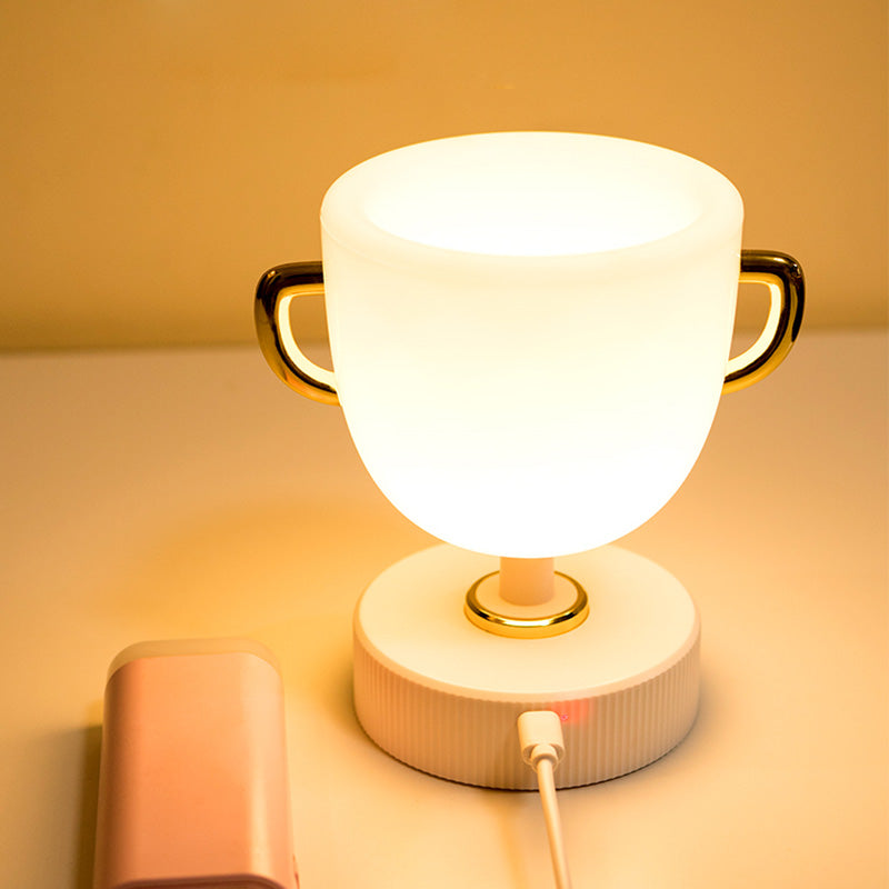 Lighteme Trophy Shape Night Light