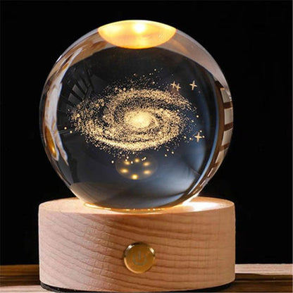 Leuchtender 3D-Kristallglobus von Lighteme – ein Nachtlicht wie kein anderes!