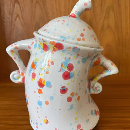 Tasse créative Akimbo de Lighteme | Accessoires de cuisine ludiques avec rangement spacieux