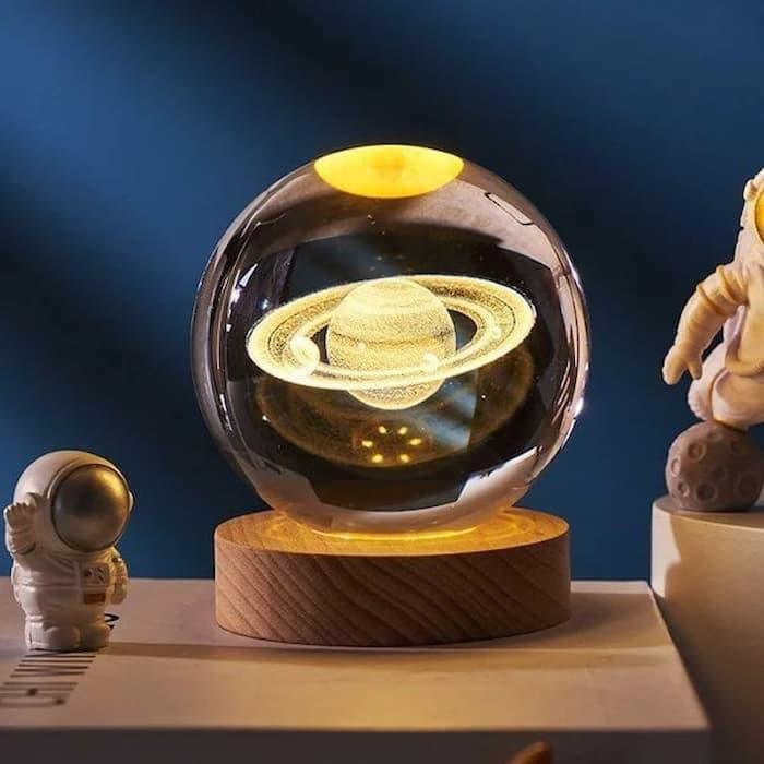 Leuchtender 3D-Kristallglobus von Lighteme – ein Nachtlicht wie kein anderes!