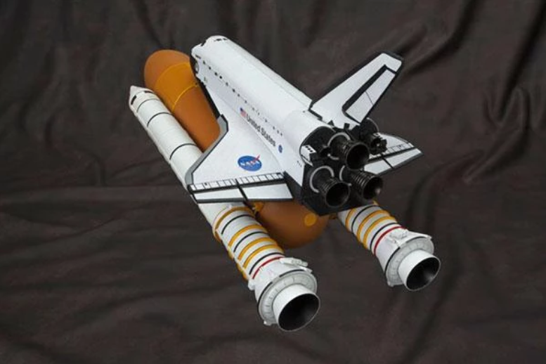 Ihrtrade The Greatest Model Ever - Space Shuttle (4 types) | Garden Light Solar,USB c Charger,Colored Contact Lenses | ihrtrade.tw
