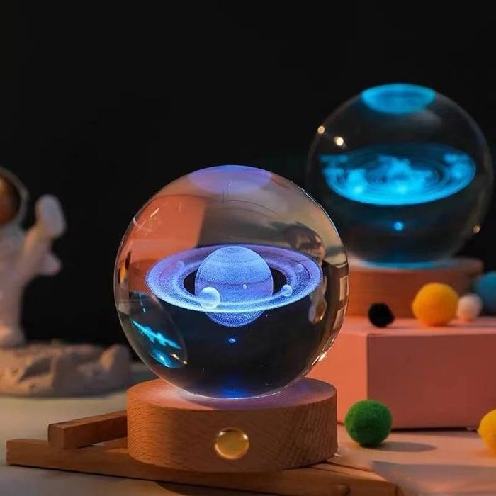 Leuchtender 3D-Kristallglobus von Lighteme – ein Nachtlicht wie kein anderes!