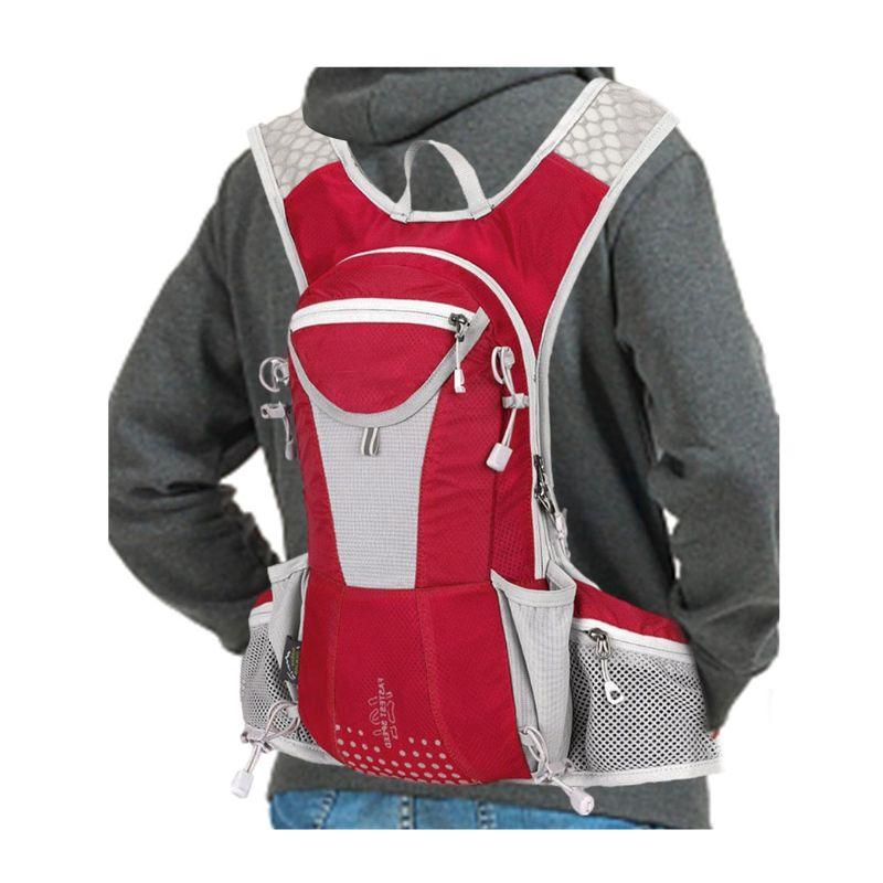 Sac à dos d'équitation Lighteme Découvrez-en plus avec un sac à dos conçu pour les grands espaces !