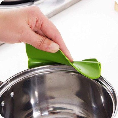 Lighteme Anti-spill Kitchenware Deflector (3 colors)