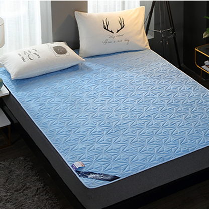 Lighteme Oakbay Waterproof Mattress Cover (4 colors & 3 sizes)