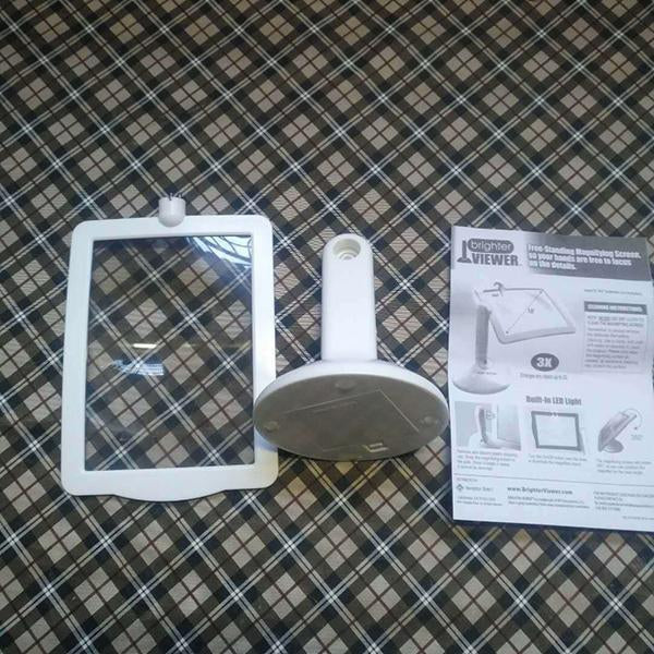 Lighteme Brighter Viewer - LED Magnifier