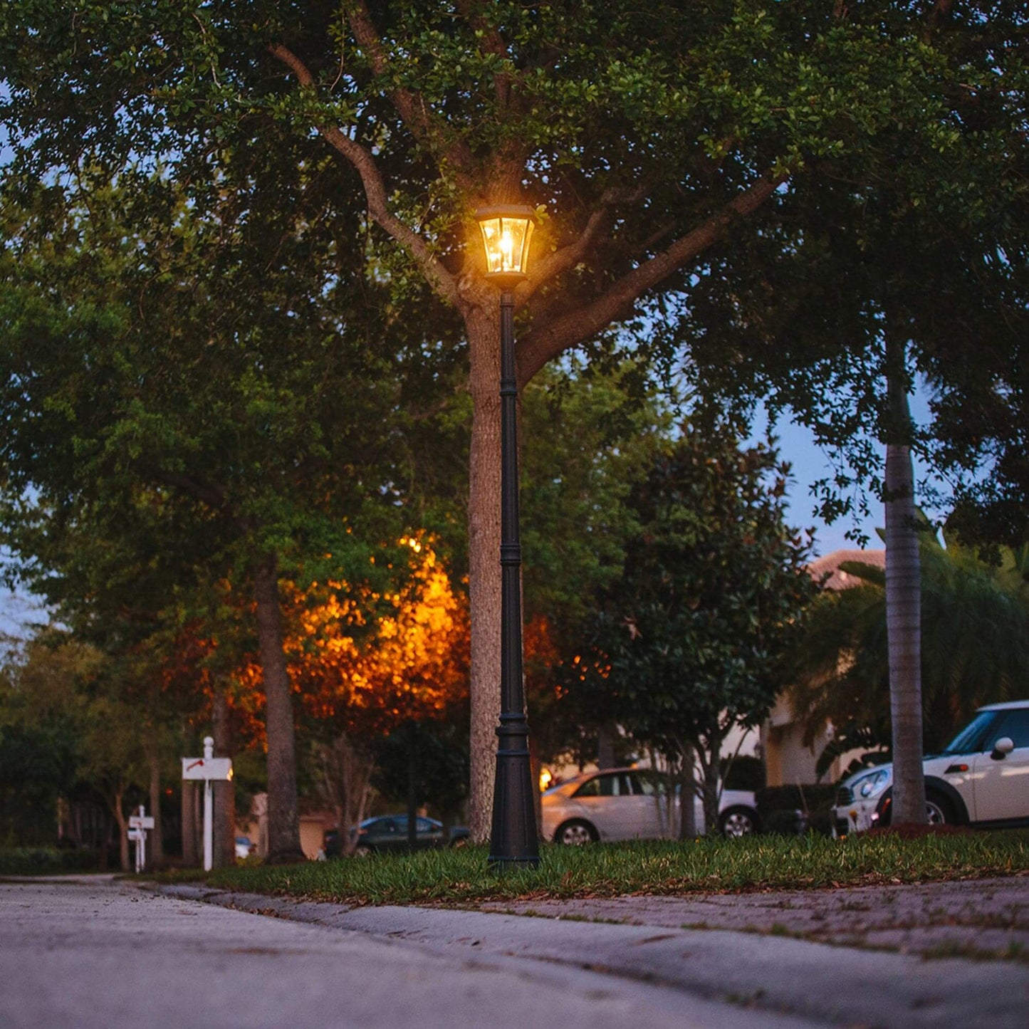 Lighteme Solar Lamp Post Lights - Bulb Solar Lamp - Mounts 3 ways
