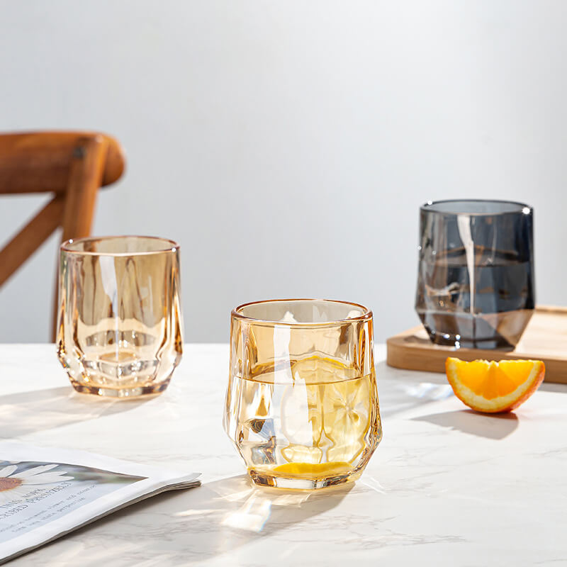 Tasse hexagonale en verre ambré Lighteme