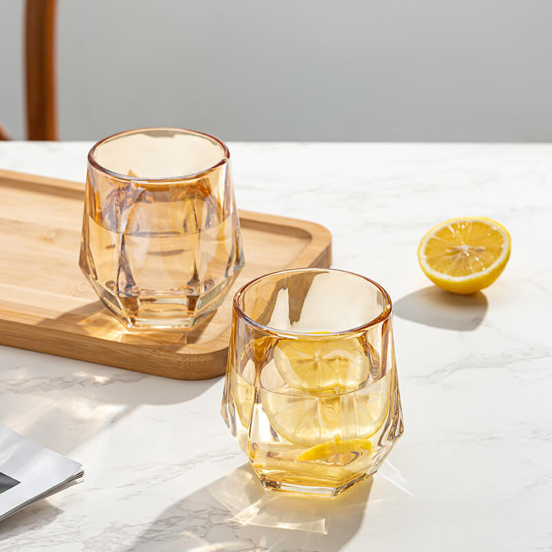 Tasse hexagonale en verre ambré Lighteme