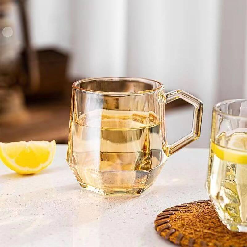 Tasse hexagonale en verre ambré Lighteme