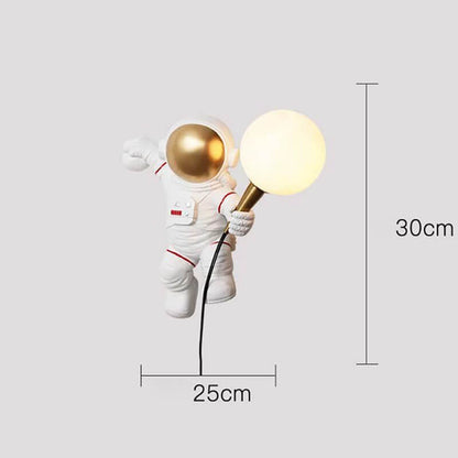 Lighteme Astronaut Resin Table Lamp