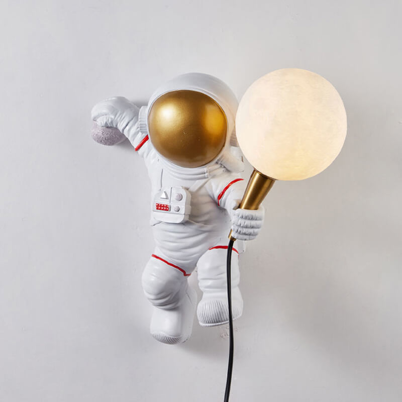 Lighteme Astronaut Resin Table Lamp