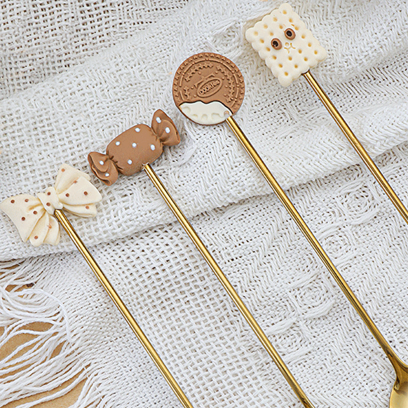 Lot de 4 cuillères à dessert Lighteme Cartoon Snack en acier inoxydable