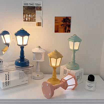 Lighteme Creative Street Lamp Shape Night Lamp