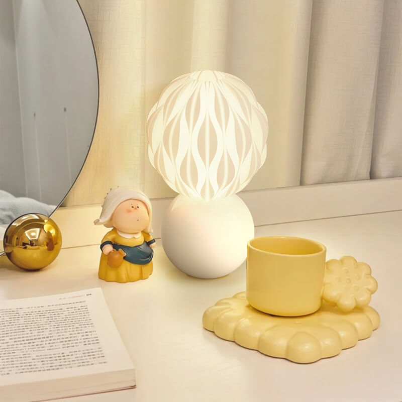 Lighteme Minimalist Creative Ceramic Table Lamp