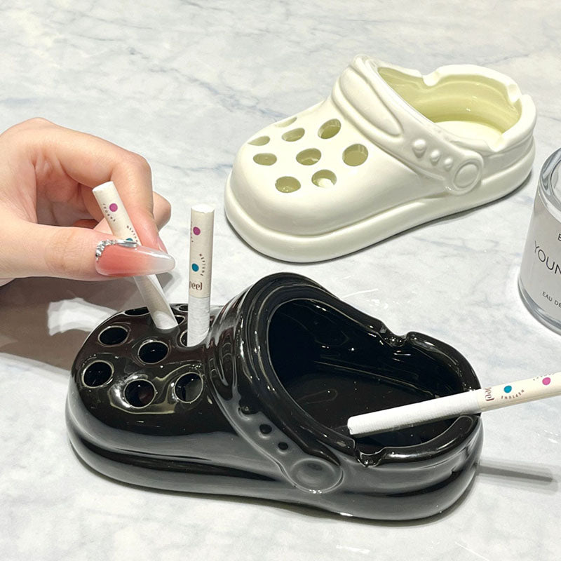 Lighteme Cute Hole Shoe Ashtray