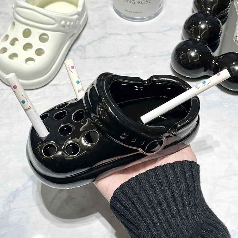 Lighteme Cute Hole Shoe Ashtray