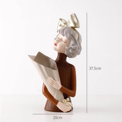 Lighteme Elegant Girl Resin Decoration