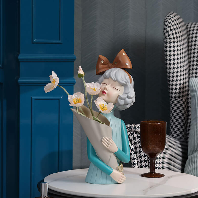 Lighteme Flower Girl Resin Decoration