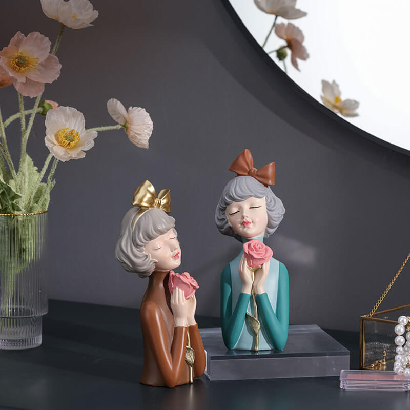 Lighteme Flower Girl Resin Decoration