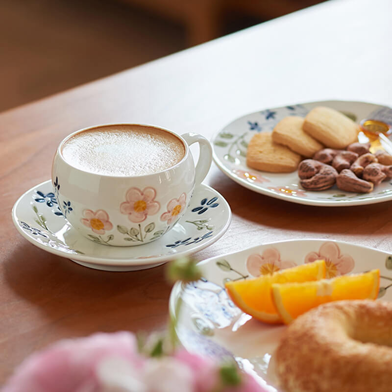 Lighteme Flower Print Ceramic Cup and Saucer
