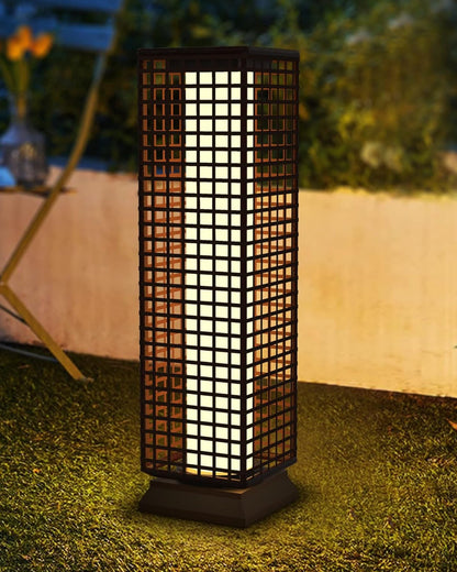 Lighteme 28’ Outdoor Solar Floor Lamp with 2 Lighting Modes