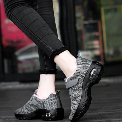 Lighteme Fashionable casual sneakers For Mens and Womens