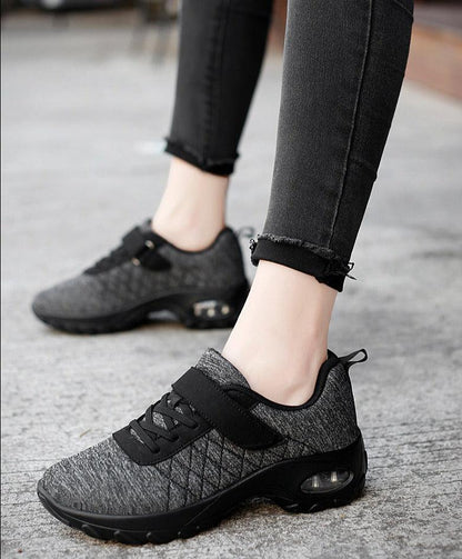 Lighteme Fashionable casual sneakers For Mens and Womens