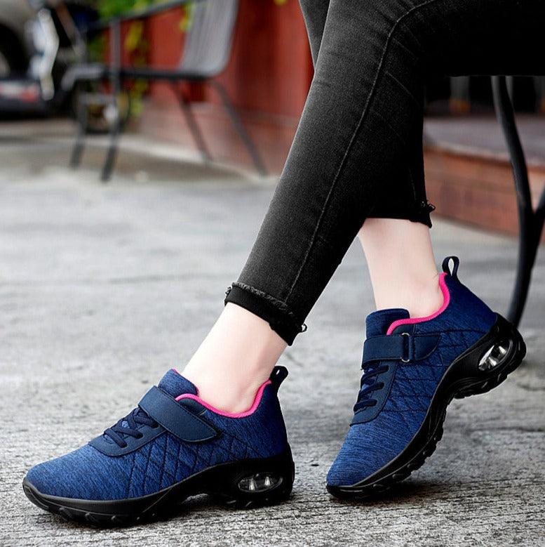 Lighteme Fashionable casual sneakers For Mens and Womens
