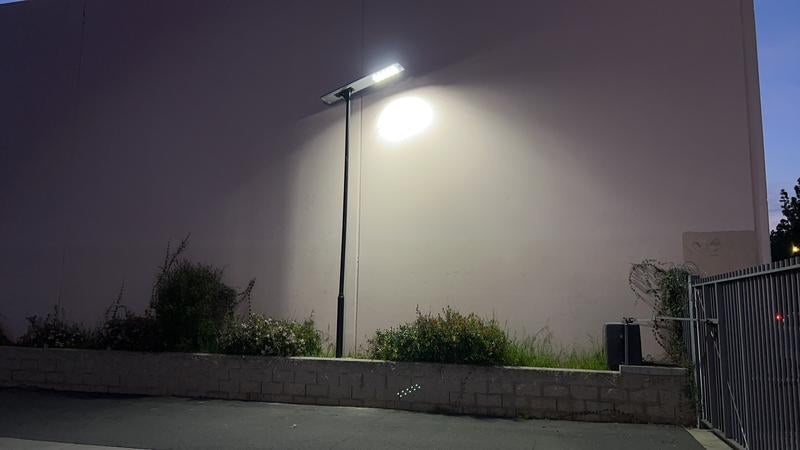 Lighteme 10,000W Commercial Solar street light All In One 6500K-Self Cleaning