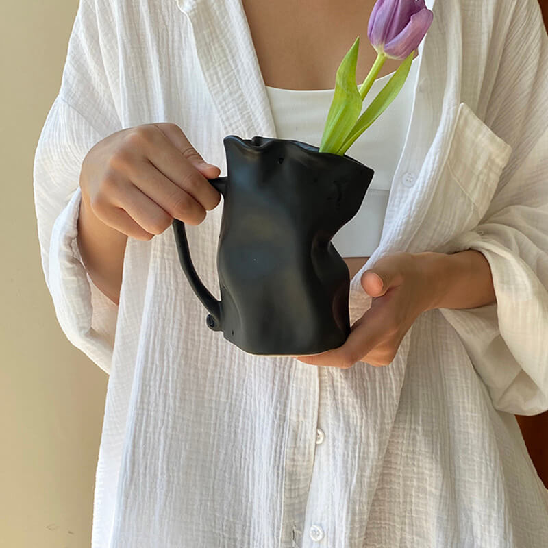 Vase en céramique plissé irrégulier Lighteme