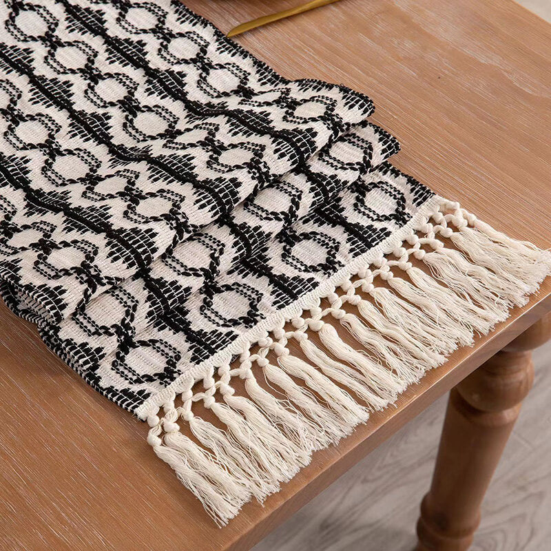 Lighteme Jacquard Cotton Table Runner