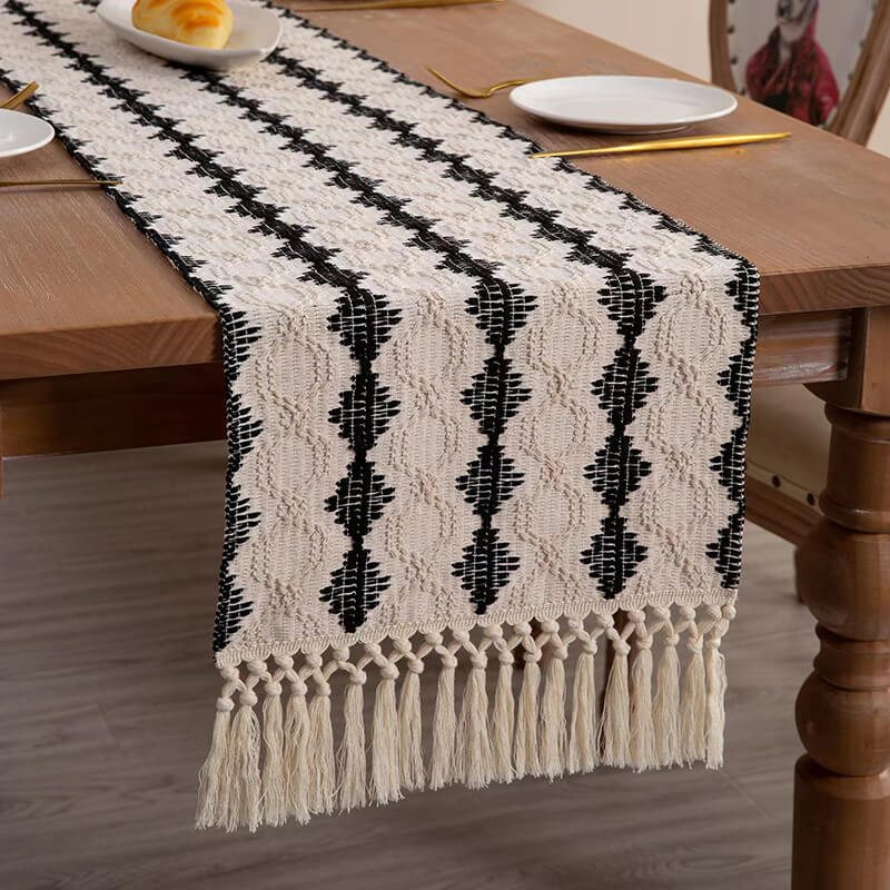 Lighteme Jacquard Cotton Table Runner