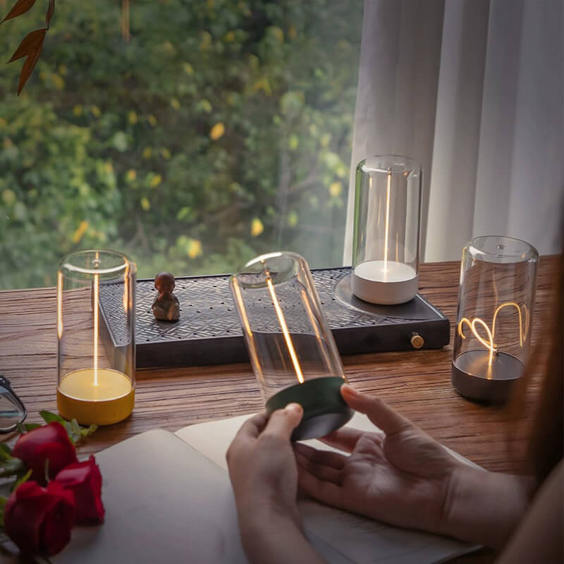 Lighteme Magnetic Line Table Lamp