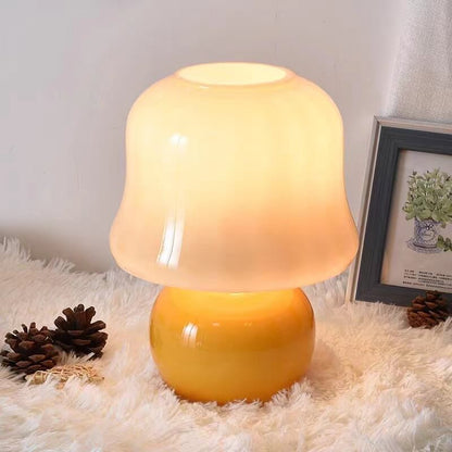 Pilzförmige Tischlampe von Lighteme