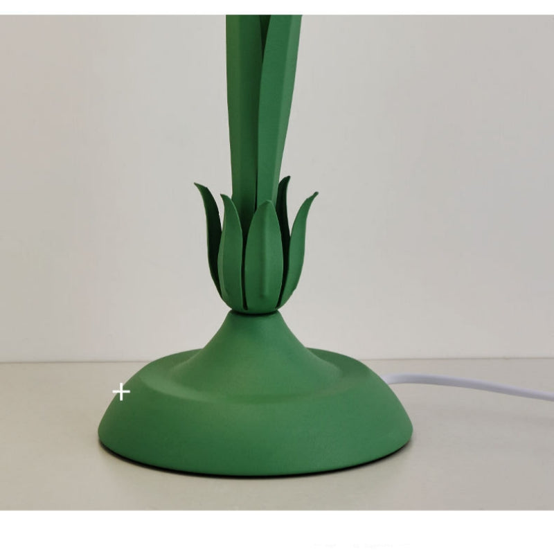 Lampe de table romantique à fleurs Lighteme