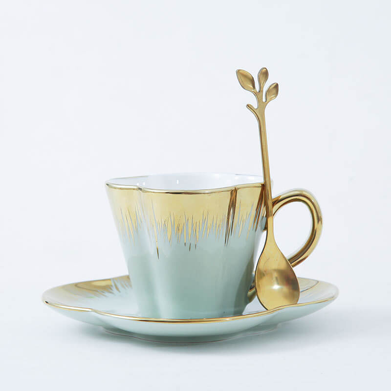 Lighteme Petal Gold Edge Ceramic Cup and Saucer