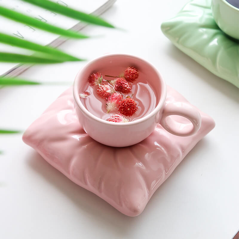 Lighteme Pillow Ceramic Cup and Saucer
