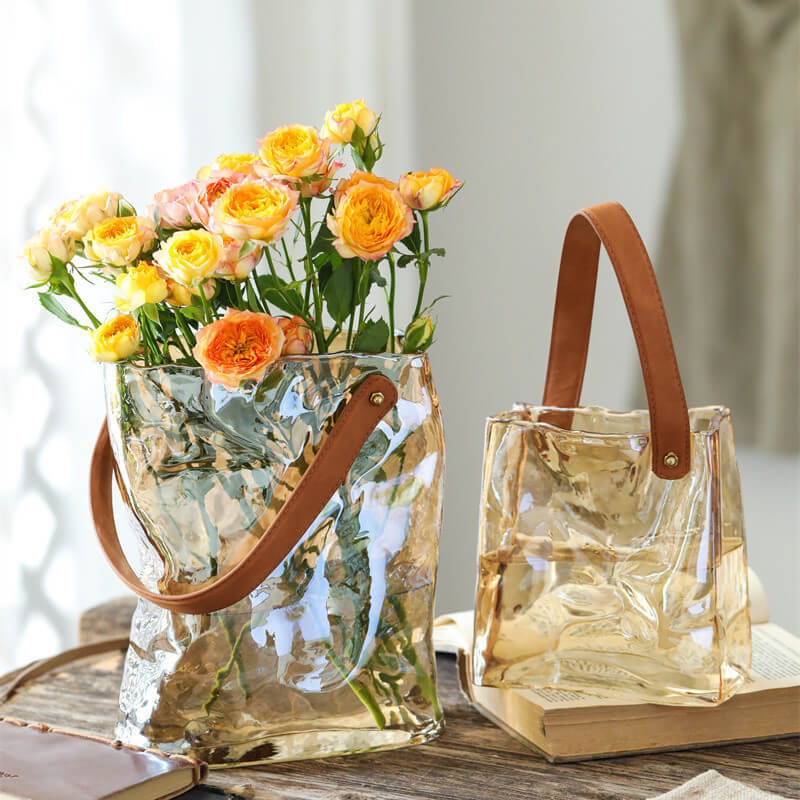 Vase en verre plissé Lighteme