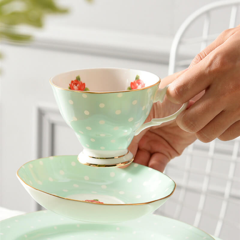 Lighteme Polka Dot Bone China Teapot Set