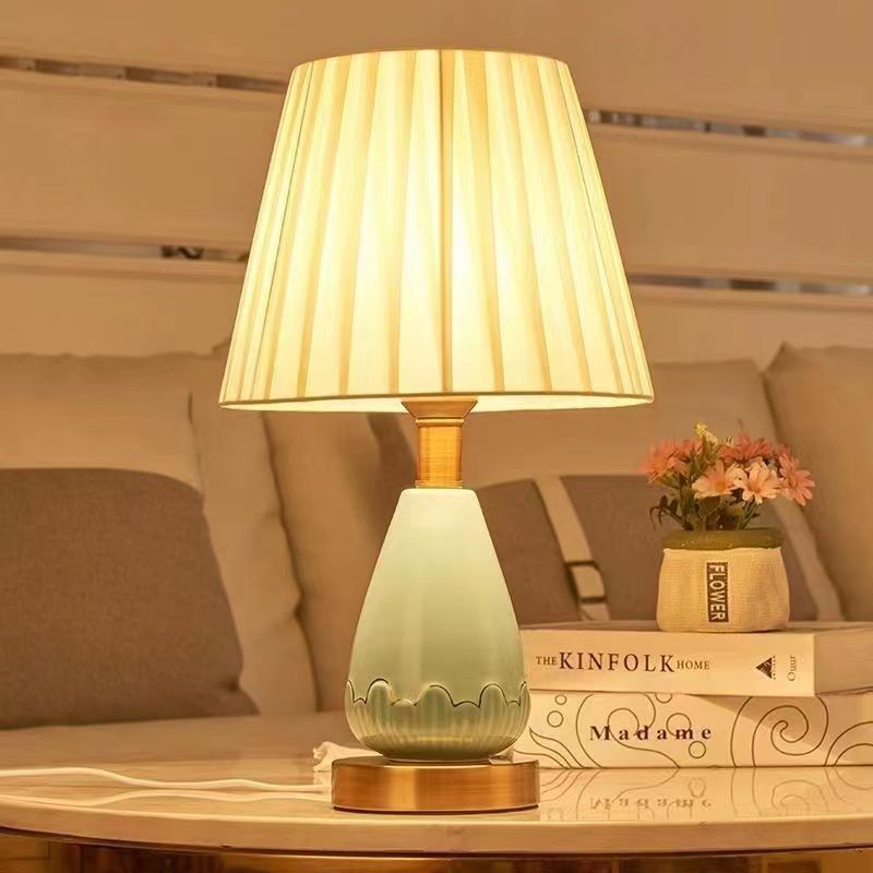 Lighteme Retro Ceramic Table Lamp