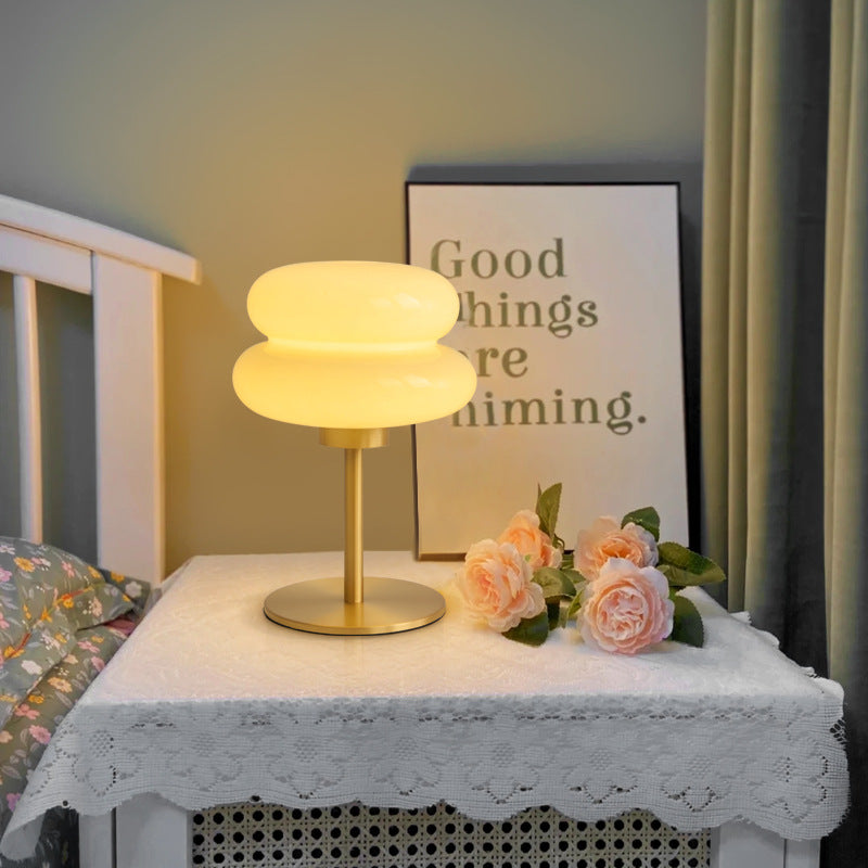 Lighteme Retro Egg Tart Tischlampe