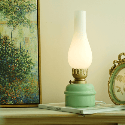 Lampe de table rétro Lighteme en forme de kérosène