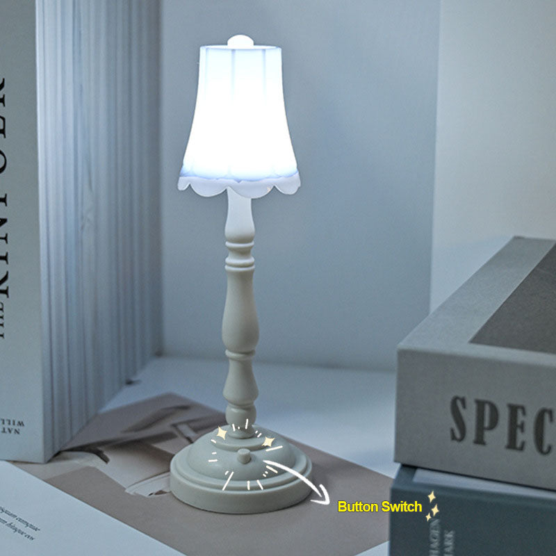 Lighteme Mini Retro Small Table Lamp