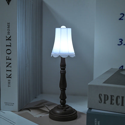 Lighteme Mini Retro Small Table Lamp