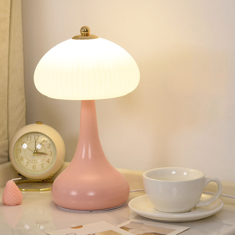 Lampe de table Lighteme style crème romantique