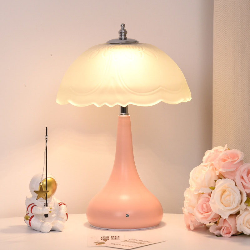 Lampe de table Lighteme style crème romantique