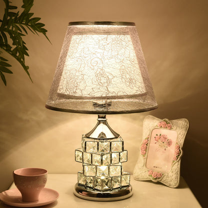 Lampe de table romantique en cristal Lighteme
