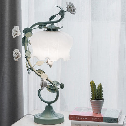 Lighteme Romantic Flower Table Lamps