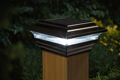 Lighteme Solar Fence Cap Light - Black